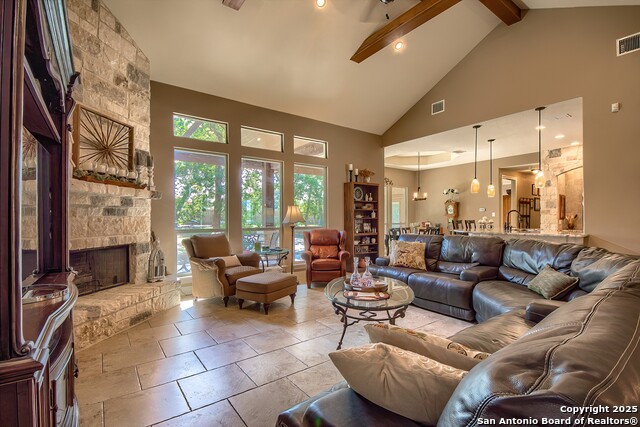 Image 8 of 31 For 144 Woodlands Dr