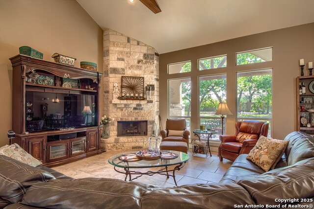 Image 9 of 31 For 144 Woodlands Dr