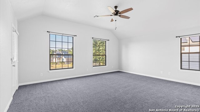 Image 13 of 23 For 910 Oak Park