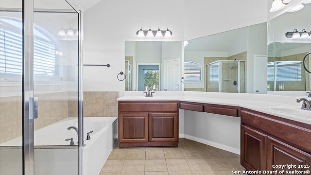 Image 15 of 23 For 910 Oak Park