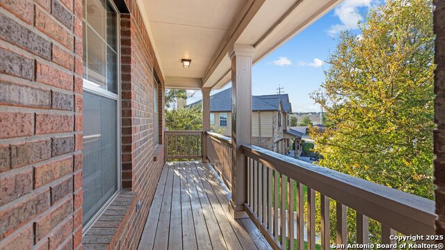 Image 18 of 23 For 910 Oak Park