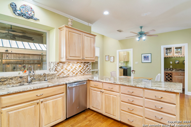 Image 29 of 58 For 53 Wolfeton