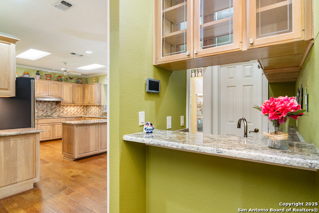 Image 32 of 58 For 53 Wolfeton