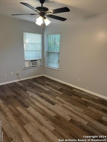 Image 14 of 23 For 4418 Winlock Dr