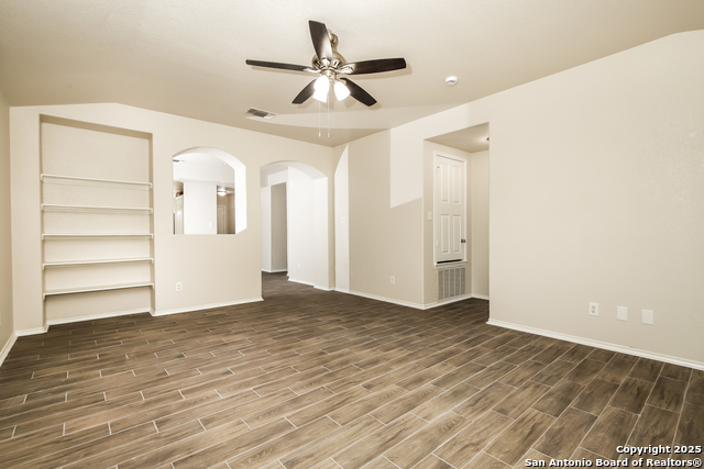 Image 9 of 16 For 3905 Wensledale