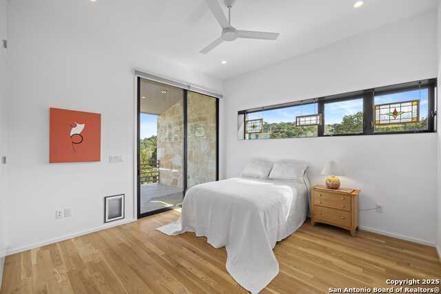 Listing photo id 13 for 1150 Bear Creek