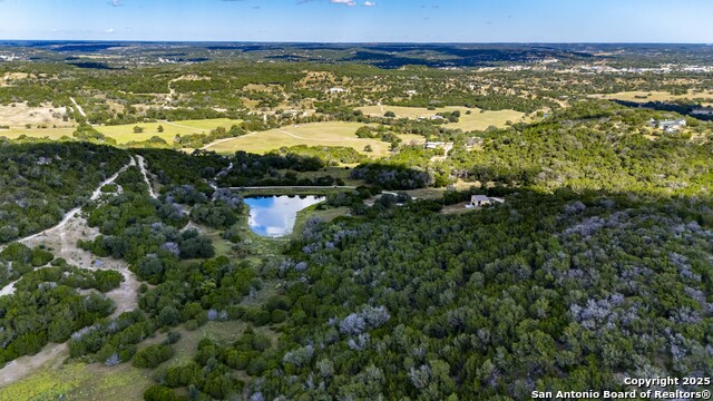 Listing photo id 30 for 1150 Bear Creek