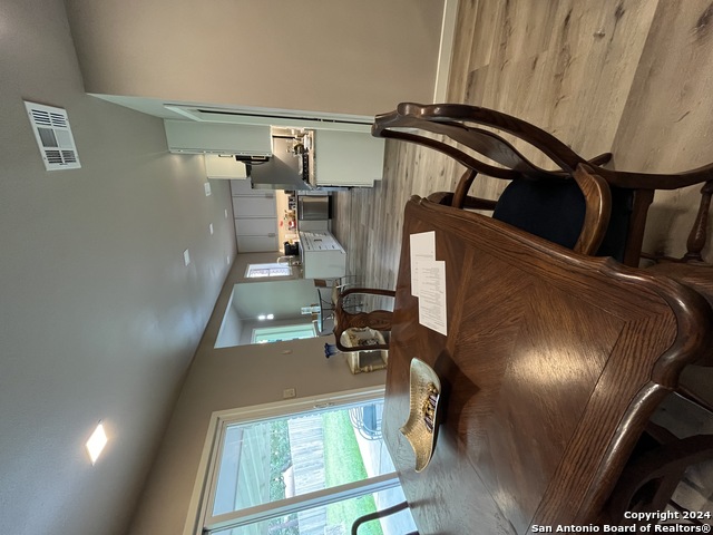 Image 8 of 15 For 6842 Forest Crest St N