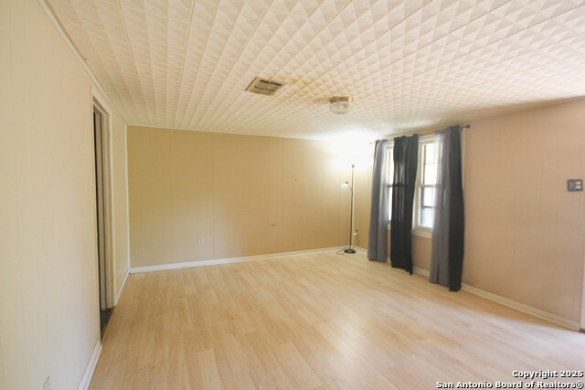 Image 5 of 15 For 2544 Mari Gail St