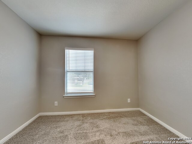 Image 10 of 17 For 5764 Maxfli  