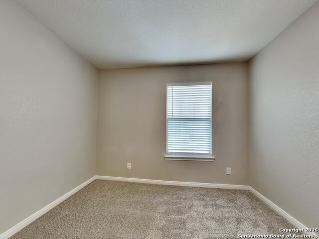 Image 11 of 17 For 5764 Maxfli  