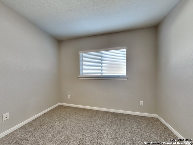 Image 12 of 17 For 5764 Maxfli  