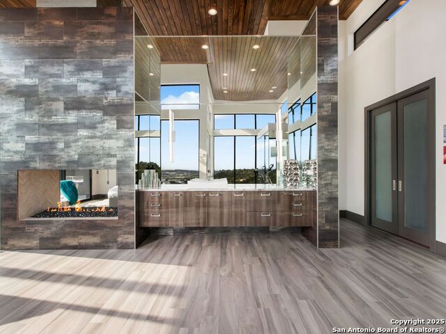 Image 14 of 25 For 21526 Privada Avila