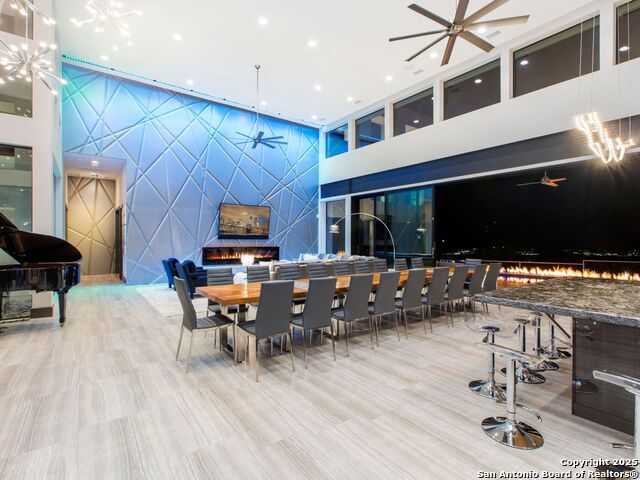 Image 19 of 25 For 21526 Privada Avila