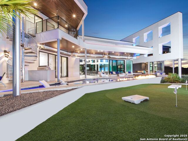 Image 23 of 25 For 21526 Privada Avila