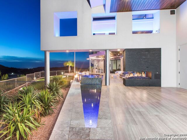 Image 24 of 25 For 21526 Privada Avila