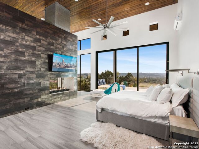 Image 9 of 25 For 21526 Privada Avila