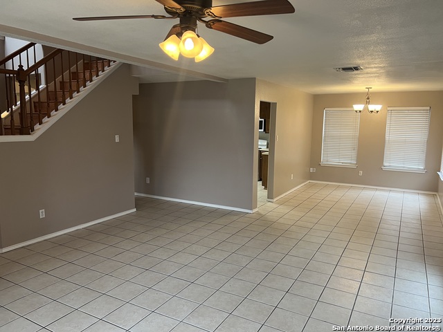 Image 11 of 16 For 10130 Sandyglen