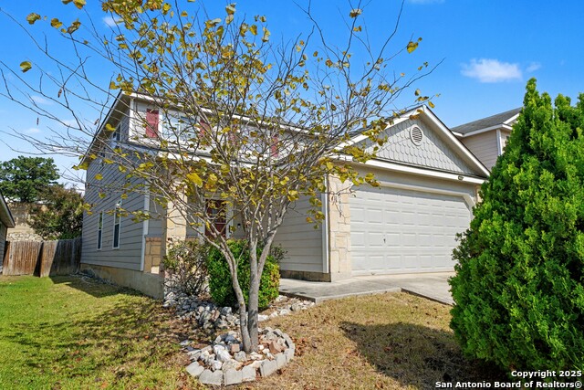 Listing photo id 1 for 3615 Longhorn Creek