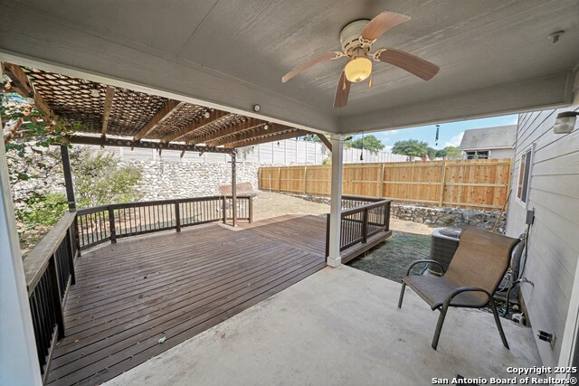 Listing photo id 33 for 3615 Longhorn Creek