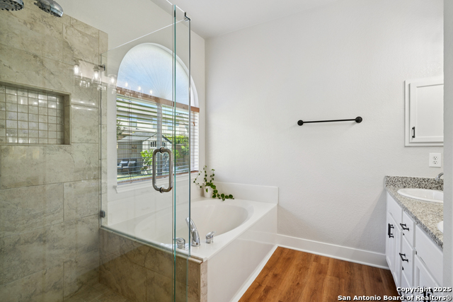 Image 19 of 27 For 8355 Piney Wood