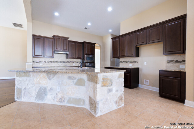 Image 3 of 10 For 3325 Jons Way