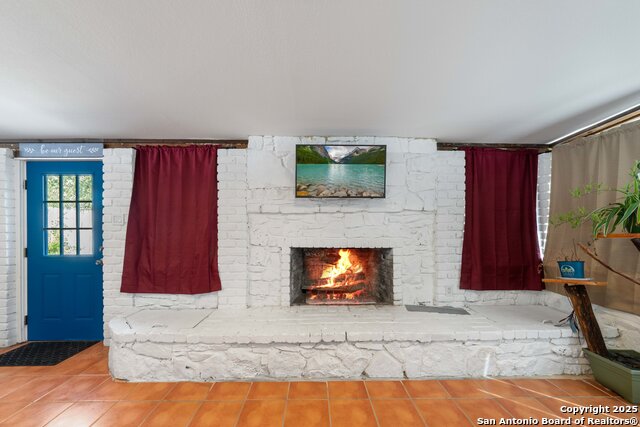 Image 15 of 33 For 435 Savannah