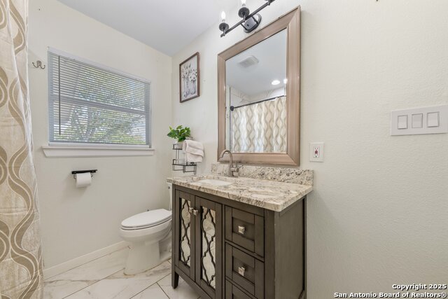 Image 20 of 33 For 435 Savannah