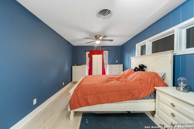 Image 23 of 33 For 435 Savannah