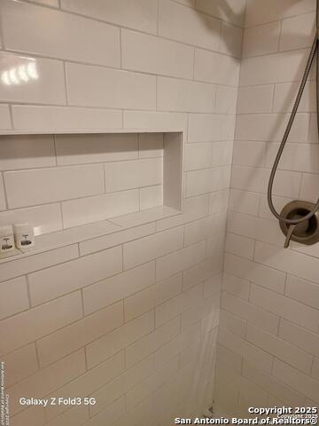 Listing photo id 15 for 14721 Whitecap  292