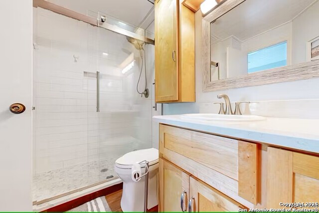 Listing photo id 3 for 14721 Whitecap  292