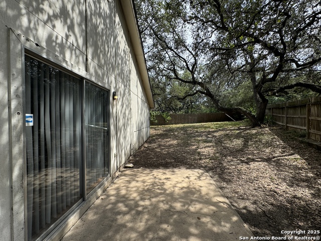 Image 16 of 18 For 8932 Hambledon Dr