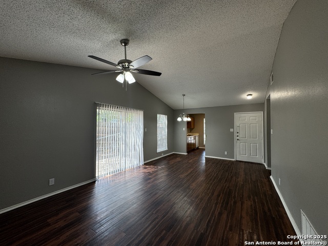 Image 3 of 18 For 8932 Hambledon Dr