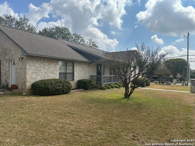 Listing photo id 2 for 9 Wildwood  