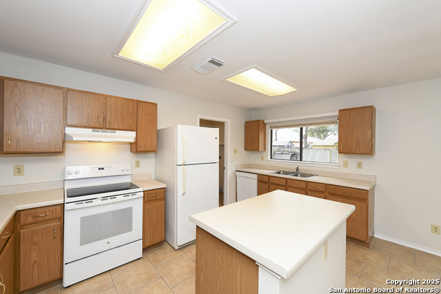 Image 11 of 29 For 11022 Scenic Pt