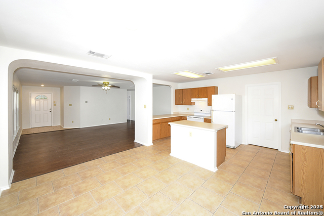 Image 12 of 29 For 11022 Scenic Pt