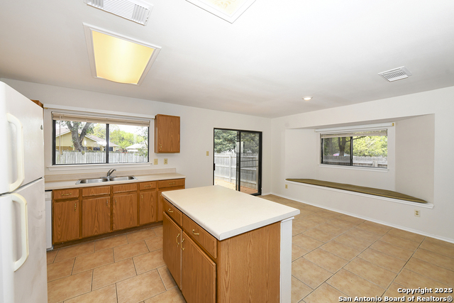 Image 13 of 29 For 11022 Scenic Pt