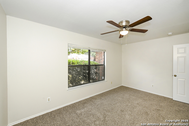 Image 15 of 29 For 11022 Scenic Pt