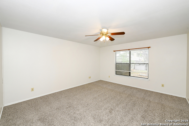 Image 19 of 29 For 11022 Scenic Pt