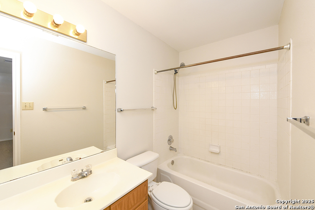 Image 21 of 29 For 11022 Scenic Pt