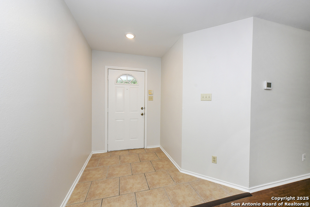 Image 5 of 29 For 11022 Scenic Pt