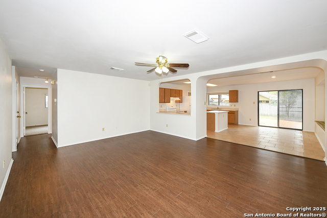 Image 6 of 29 For 11022 Scenic Pt