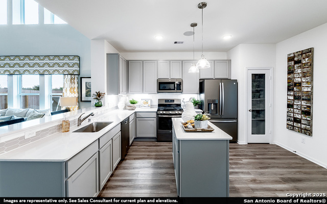 Image 15 of 21 For 14712 Sycamore Crossing