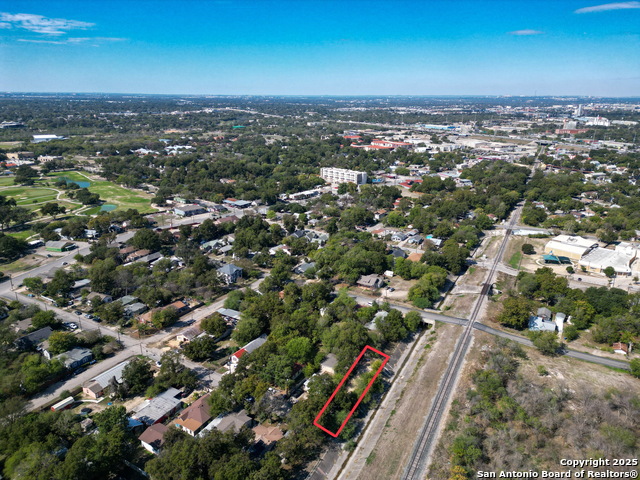 Listing photo id 4 for 211 Wharton  