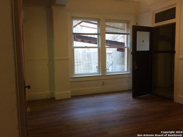 Image 6 of 16 For 110 Auditorium Circle  1