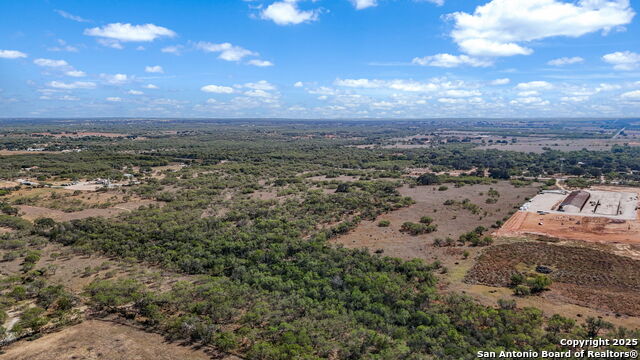 Listing photo id 9 for 6715 Loop 1604 S