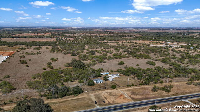 Listing photo id 25 for 6715 Loop 1604 S