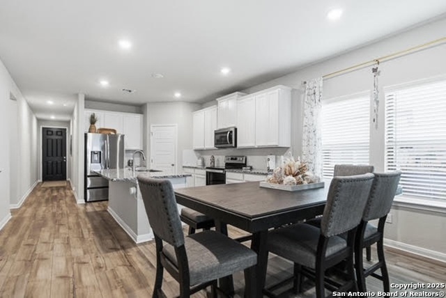 Image 6 of 30 For 232 Colebrook Way