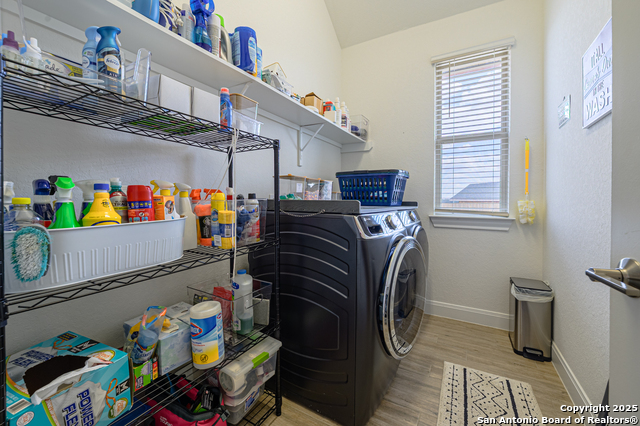 Image 30 of 39 For 113 Scarlet Oak