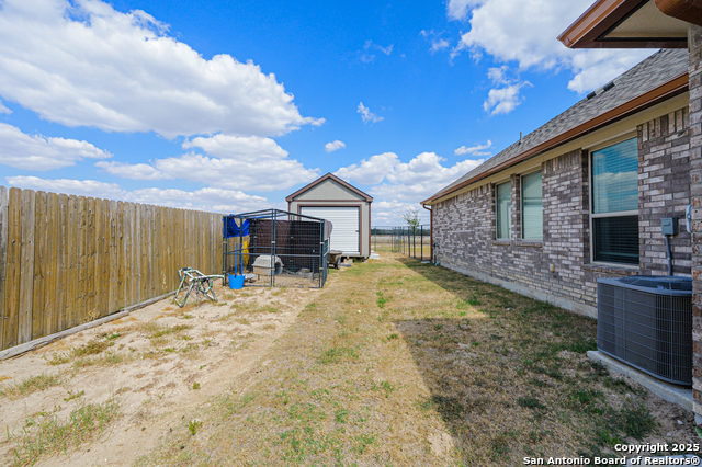 Image 33 of 39 For 113 Scarlet Oak